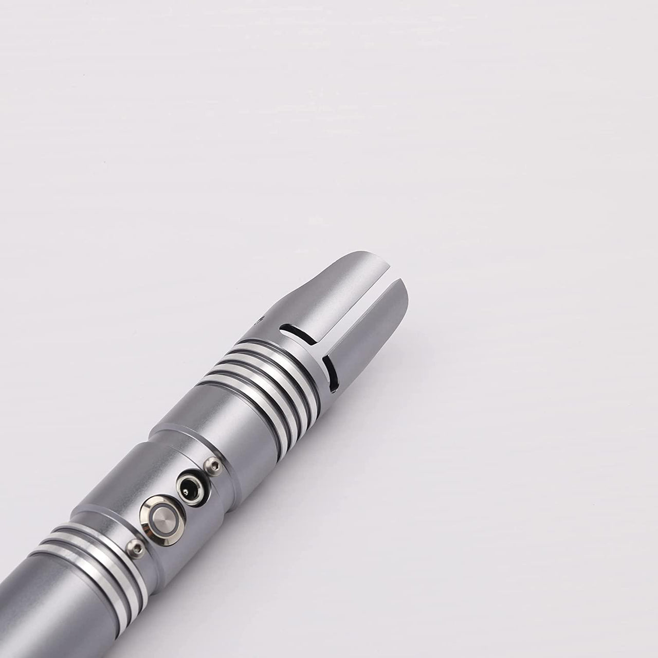 Lichtschwert RGB Thor mit 10 Sound Funktionen inkl. Smooth Swing und Swing On - SABER KING FX LIGHTSABERS®