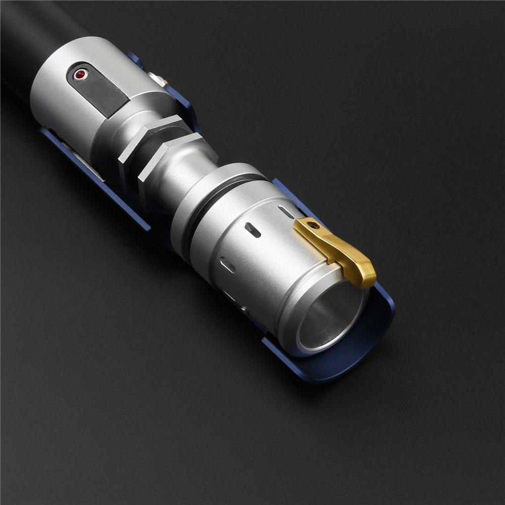 RGB Lichtschwert Hunter mit 10 Sound Funktionen inkl. Smooth Swing und Swing On - SABER KING FX LIGHTSABERS®